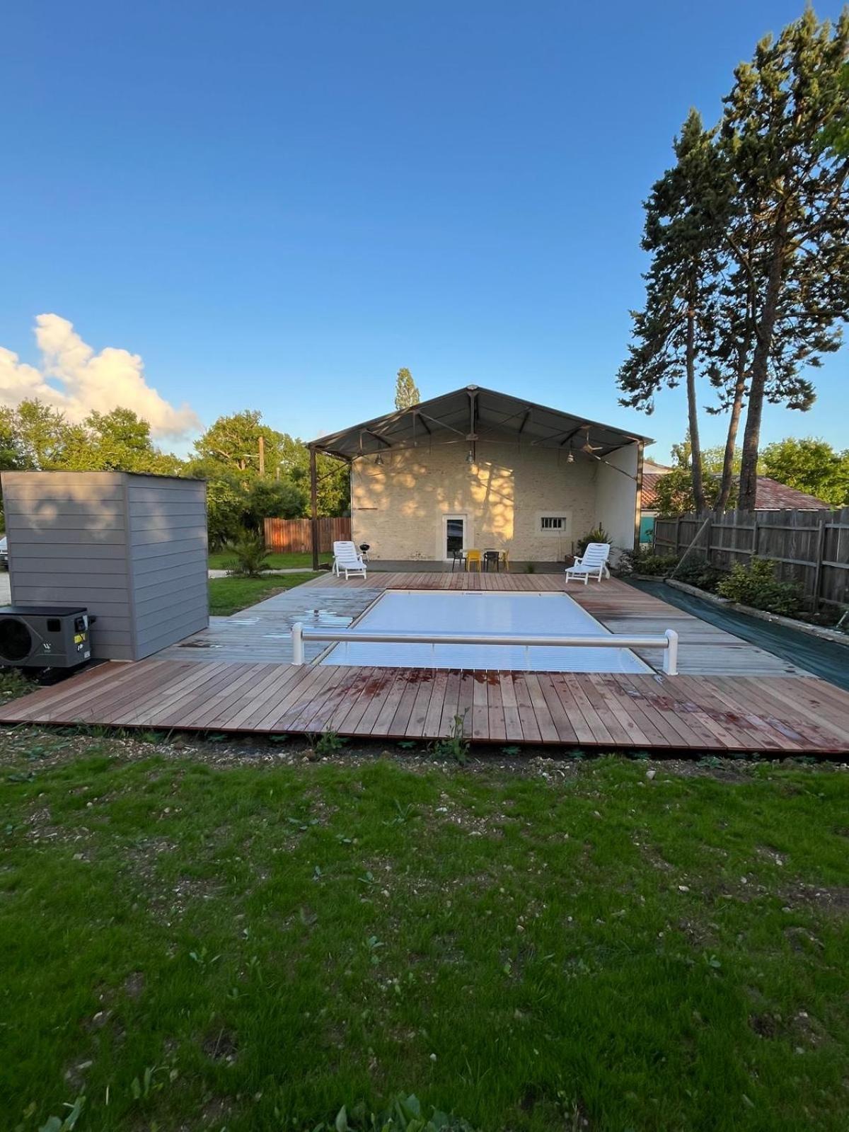 Gite, Piscine Privative Chauffee